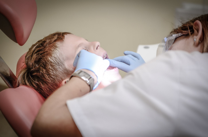 a dental checkup session